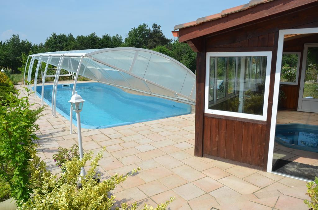 La Batterie Bed & Breakfast Lagarde-Hachan Exterior foto